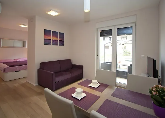 Apartments Adria