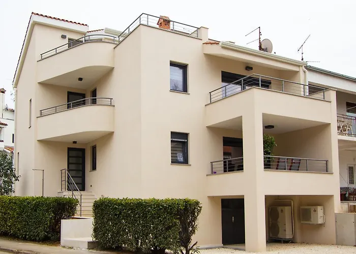 Apartments Adria
