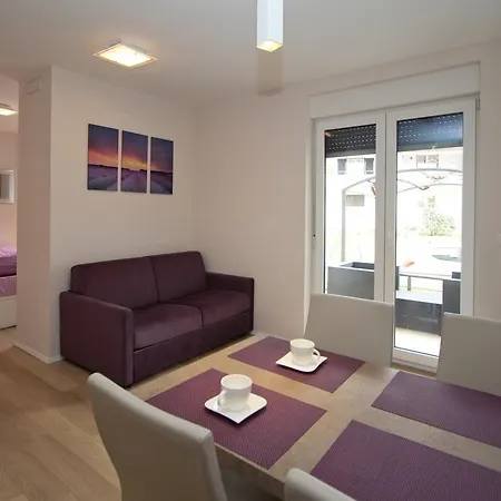 Apartments Adria Porec Exterior photo