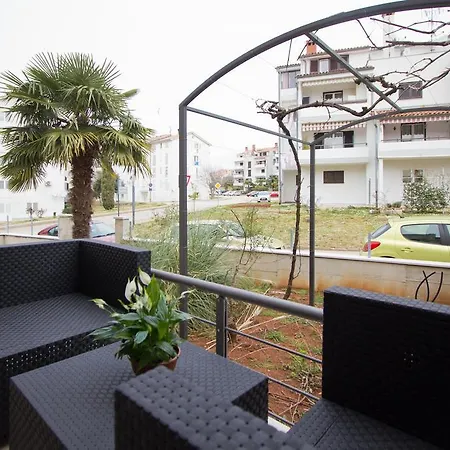 Apartments Adria Porec Exterior photo